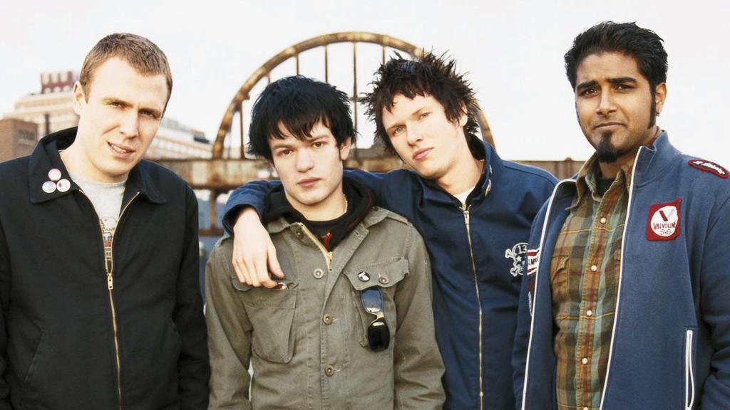 Grup Band Legendaris SUM 41 Akan Bubar, Ini 5 Faktanya