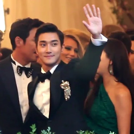 10 Artis Korea yang Pernah Menghadiri MET GALA, Terbaru Song Hye Kyo - E NfOq3WUAYKSe 10 Artis Korea yang Pernah Menghadiri MET GALA, Terbaru Song Hye Kyo - E NfOq3WUAYKSe