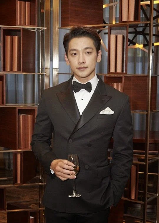 10 Artis Korea yang Pernah Menghadiri MET GALA, Terbaru Song Hye Kyo - unnamed 11 10 Artis Korea yang Pernah Menghadiri MET GALA, Terbaru Song Hye Kyo - unnamed 11