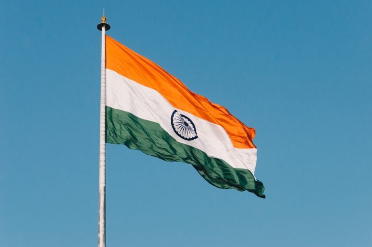 biaya hidup di india bendera india