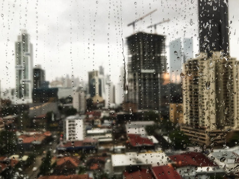 Hujan buatan Jakarta
