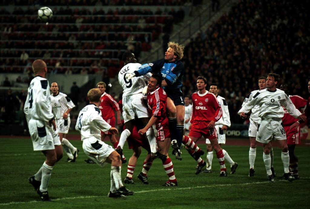 Daftar Pertemuan Terbaik Bayern vs MU, Laga 2 Tim dengan Ikatan Spesial - Bayern vs MU 2001 Daftar Pertemuan Terbaik Bayern vs MU, Laga 2 Tim dengan Ikatan Spesial - Bayern vs MU 2001