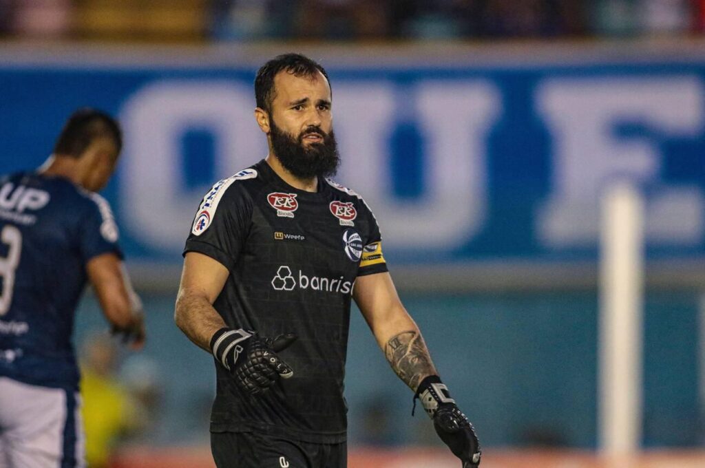 10 Kiper dengan Gol Terbanyak: Anomali dalam Sepak Bola - Fabio Rampi 10 Kiper dengan Gol Terbanyak: Anomali dalam Sepak Bola - Fabio Rampi