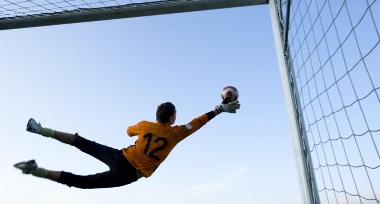 Kiper Termahal Dunia