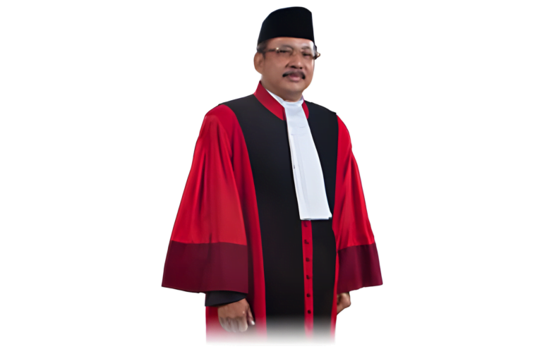 Profil Ketua MK Suhartoyo