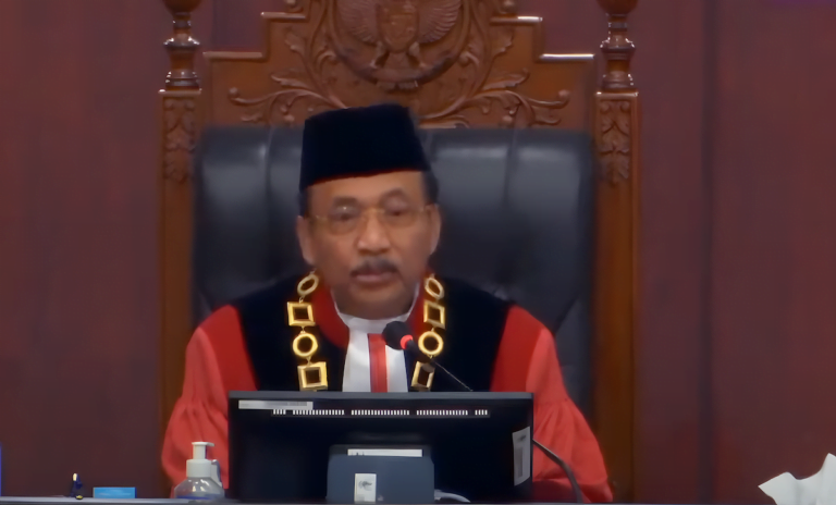 Suhartoyo Resmi Dilantik Jadi Ketua MK Baru
