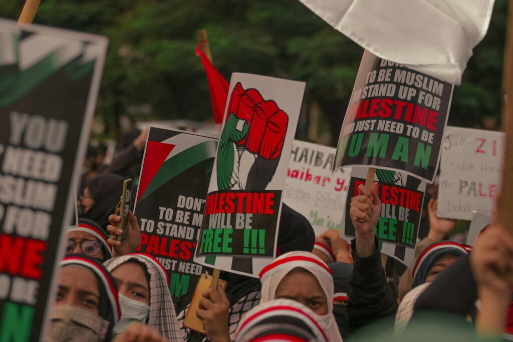 5 Lagu Perjuangan Palestina Ada yang Dinyanyikan Maher Zain 5 Lagu Perjuangan Palestina Ada yang Dinyanyikan Maher Zain