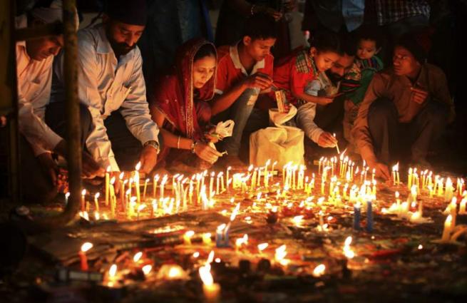 Sejarah Perayaan Diwali