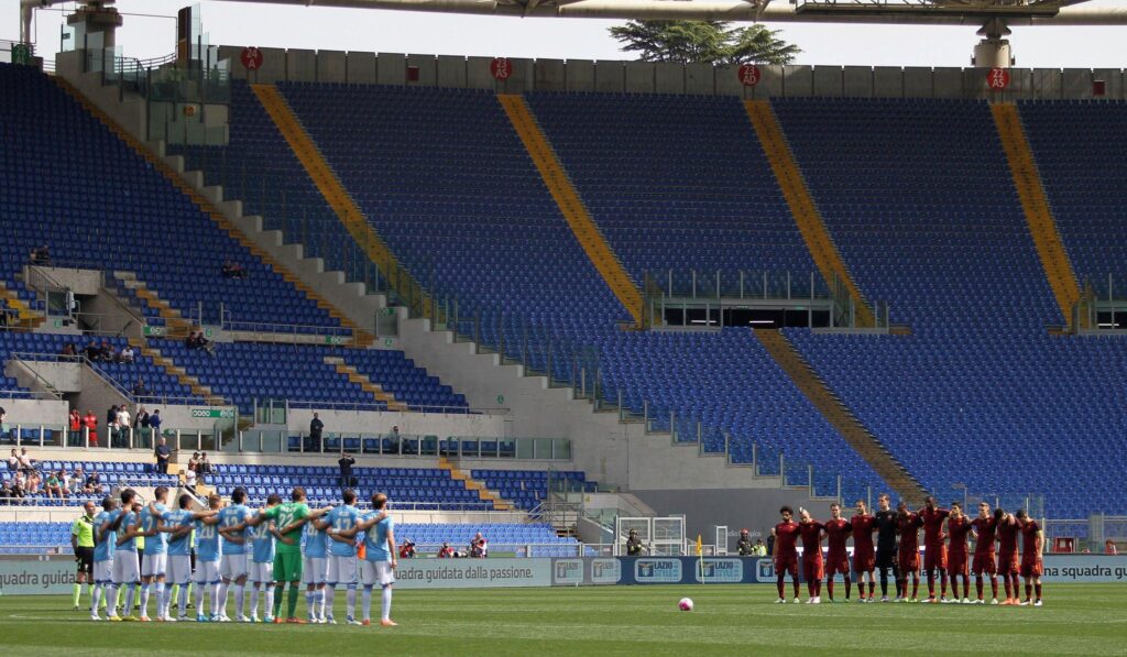 Mengenal Derby della Capitale: Permusuhan Abadi Lazio vs Roma - Ultras Roma dan Lazio memboikot laga pada 2015 Mengenal Derby della Capitale: Permusuhan Abadi Lazio vs Roma - Ultras Roma dan Lazio memboikot laga pada 2015