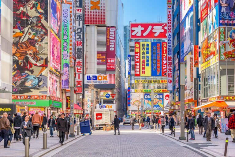 Hal yang Tidak Disukai Wisatawan Saat Berlibur di Jepang
