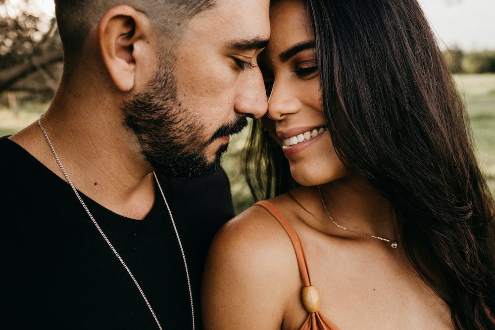 Apa Perbedaan Soulmate dan Twin Flame? - pexels jonathan borba 6208045 Apa Perbedaan Soulmate dan Twin Flame? - pexels jonathan borba 6208045