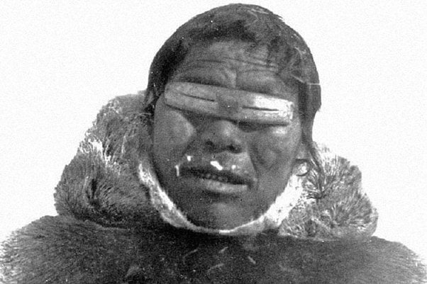 Kacamata Inuit: Sejarah dan Fungsi dari Pelindung Mata Arktik ini - Kacamata Orang Inuit Kacamata Inuit: Sejarah dan Fungsi dari Pelindung Mata Arktik ini - Kacamata Orang Inuit