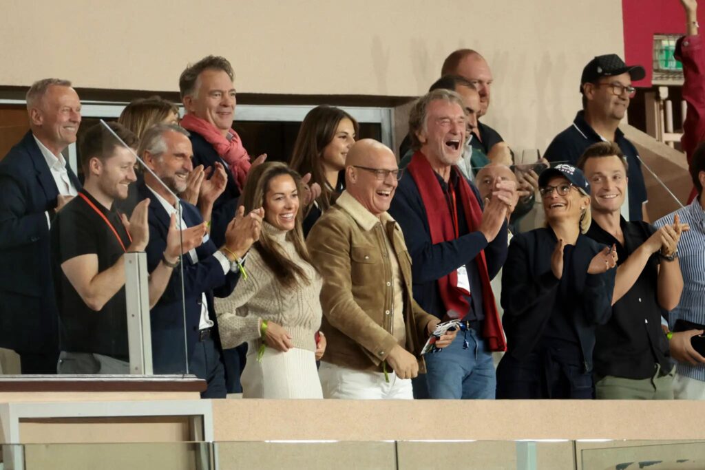 Sir Jim Ratcliffe Resmi Akuisis 25 Persen Saham MU, Jadi Kado Natal untuk Para Fans Setan Merah - Sir Jim Ratcliffe and Sir Dave Brailsford Sir Jim Ratcliffe Resmi Akuisis 25 Persen Saham MU, Jadi Kado Natal untuk Para Fans Setan Merah - Sir Jim Ratcliffe and Sir Dave Brailsford