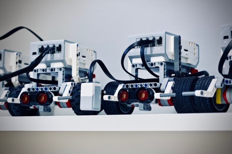 5 Robot Canggih Buatan Indonesia, Menang Kompetisi Robot Dunia!