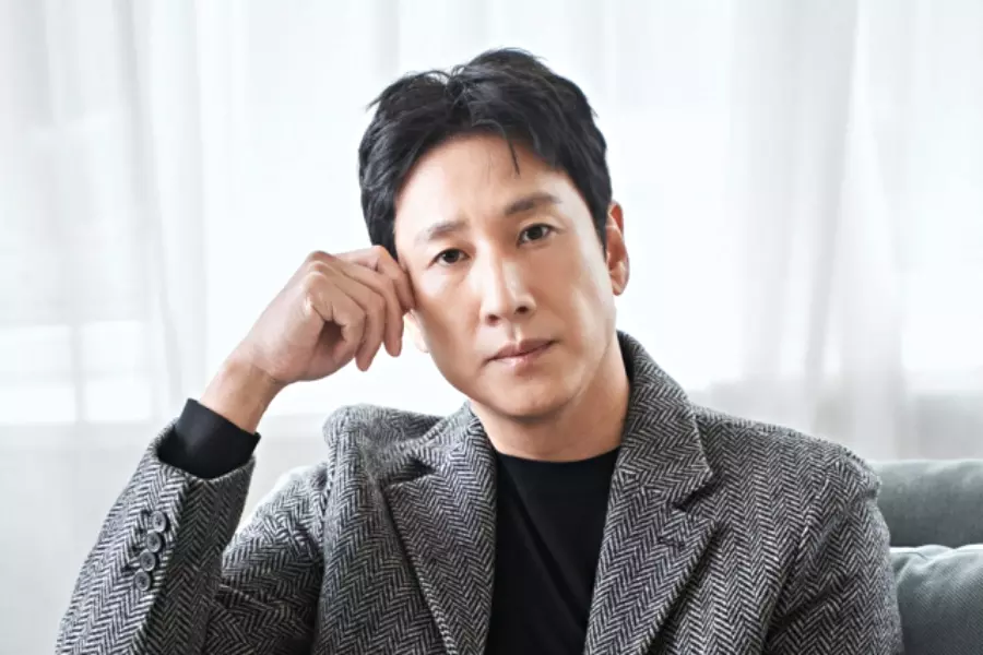 Agensi Mendiang Lee Sun Kyun Akan Tuntut Media dan Oknum yang Sebar Rumor - 20231227024530 Lee Sun Gyun XPN Agensi Mendiang Lee Sun Kyun Akan Tuntut Media dan Oknum yang Sebar Rumor - 20231227024530 Lee Sun Gyun XPN