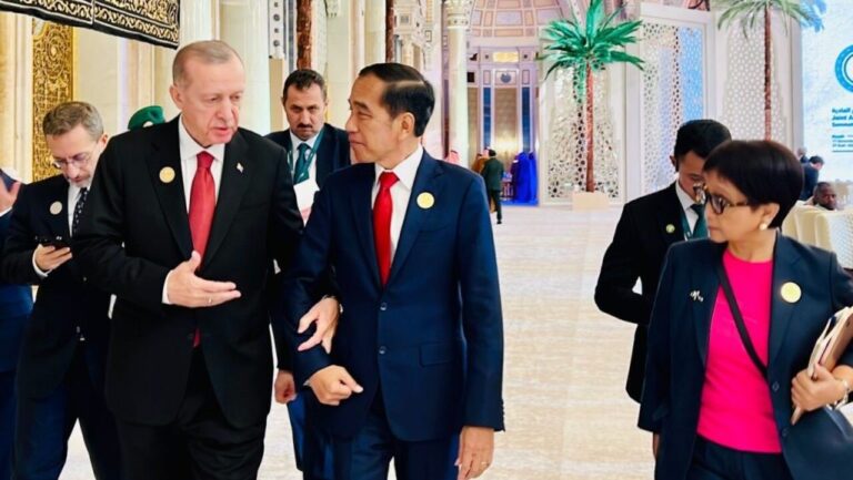 Indonesia-Turkiye-Continue-to-Join-Hands-to-Help-Palestine