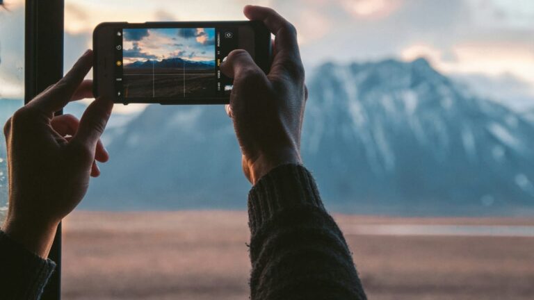 5 HP dengan Kamera Periskop Terbaik, Pegiat Fotografi Wajib Punya!