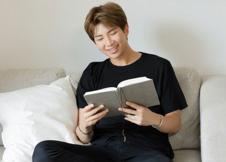 RM BTS disebut selamatkan literatur Korea Selatan