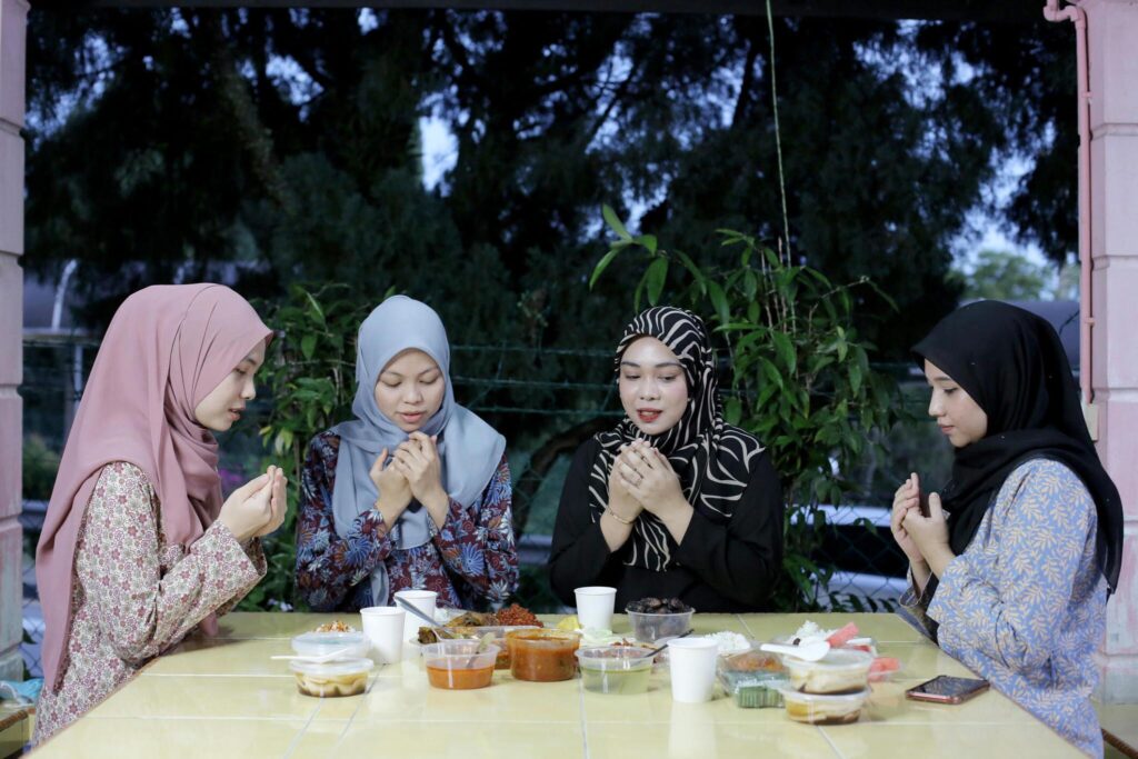 10 Contoh Sambutan Ketua Panitia Buka Bersama, Singkat dan Padat - 7xm.xyz707734 10 Contoh Sambutan Ketua Panitia Buka Bersama, Singkat dan Padat - 7xm.xyz707734