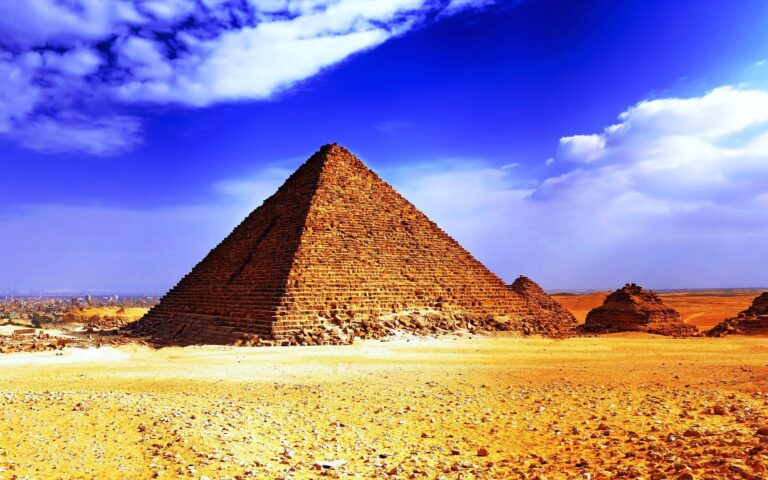 Kenapa Piramida Dibangun Begitu Besar