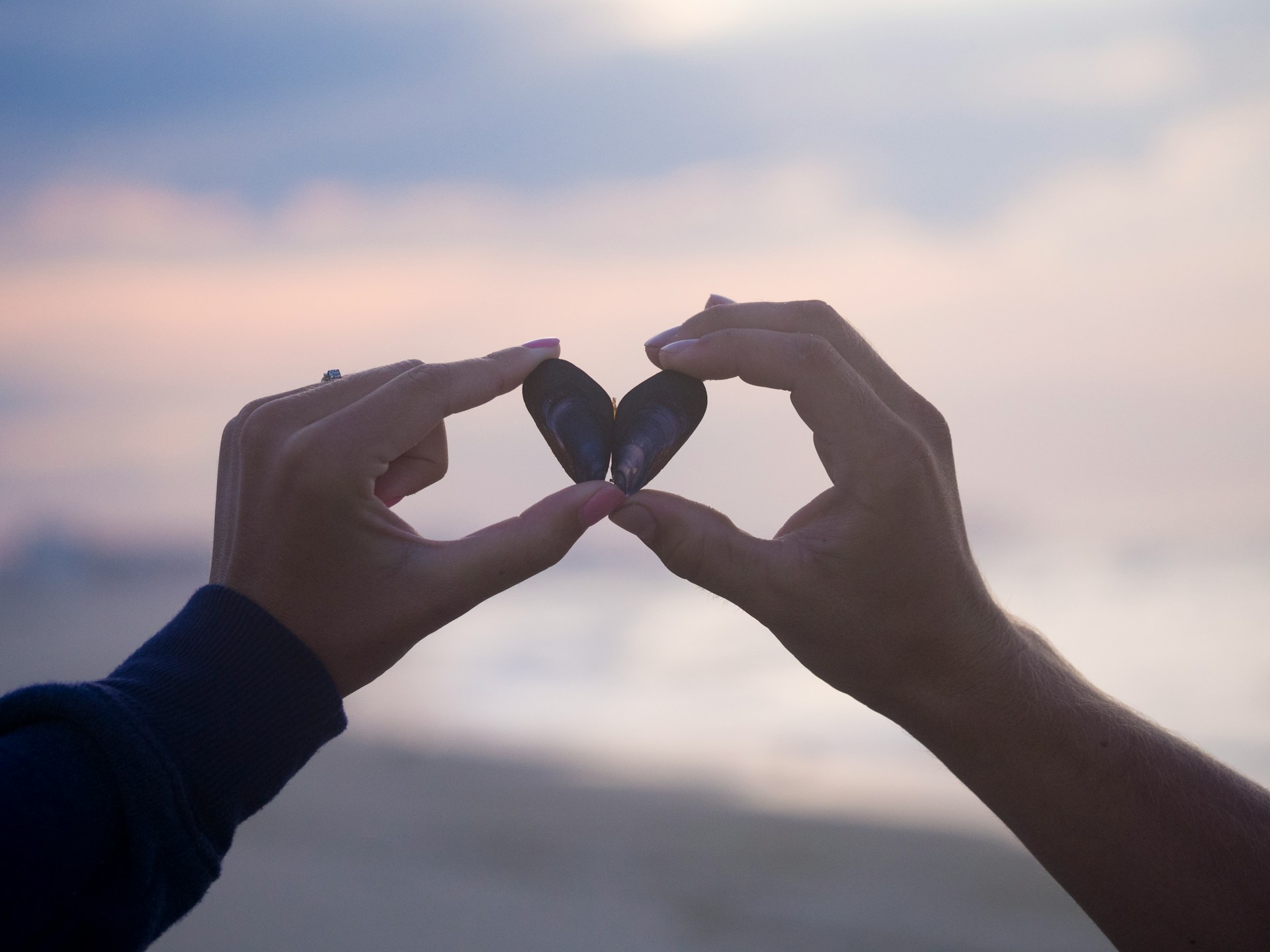 5 Jenis Love Language dan Artinya, Valid Nggak Nih?