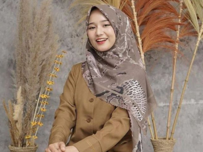 model baju dinas PNS yang syar’i model baju dinas PNS yang syar'i