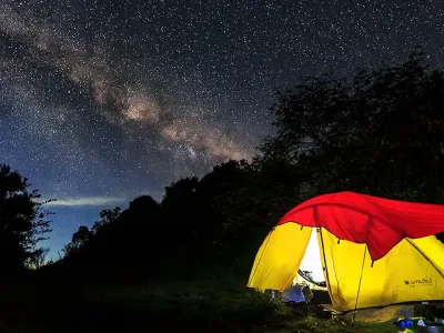 Perlengkapan camping outdoor
