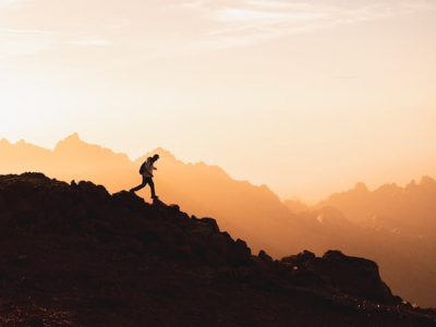 Perlengkapan naik gunung untuk pemula