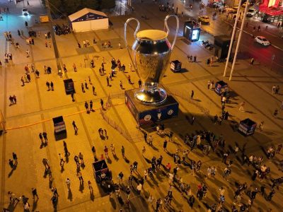 Piala Terbesar di Dunia