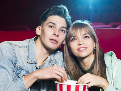 Tips Pacaran di Bioskop: Cara Romantis Pacaran di Bioskop Tanpa Ganggu Orang Lain yang Aman, Nyaman, dan Seru