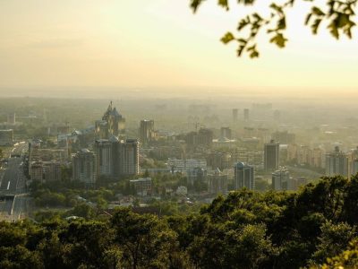 Photo by Alexander Serzhantov biaya hidup di kazakhstan