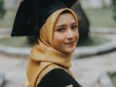 Hadiah Wisuda untuk Kakak Perempuan Hadiah Wisuda untuk Kakak Perempuan
